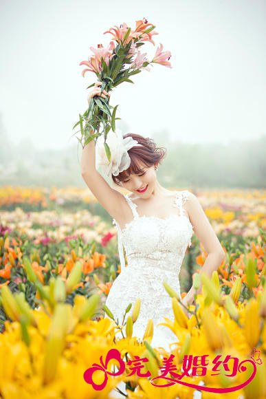 四季花海婚纱摄影