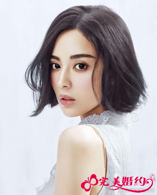 短发新娘适合的婚纱照风格