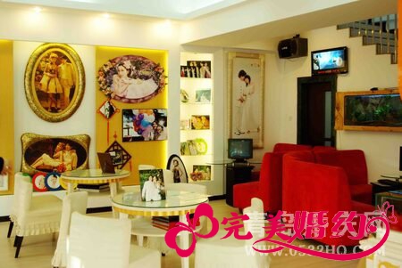 婚纱照选片时我们该和谁一起去