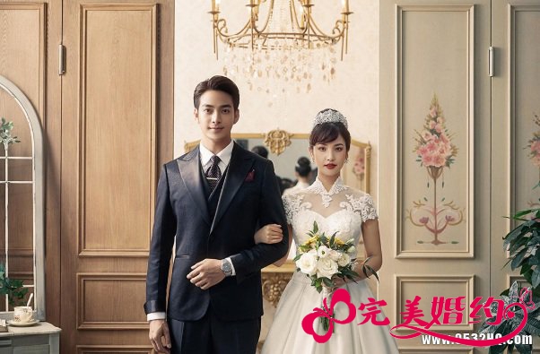 拍婚纱照选择影楼还是工作室