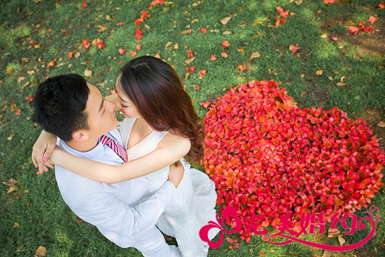 拍好外景结婚照必备的几个单品