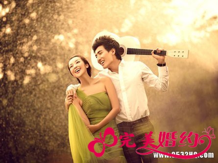 拍婚纱照自己可以带相机吗？