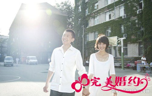 唯美校园婚纱照欣赏 重温童年的美好