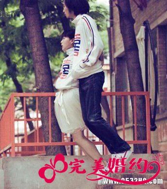 超级搞笑创意婚纱照