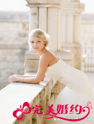 小清新甜美的复古婚纱照展示