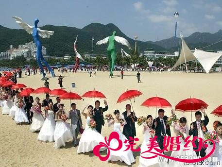浪漫集体婚礼二：沙滩海边型