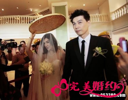 最“高调”的婚礼:Ella 赖斯翔