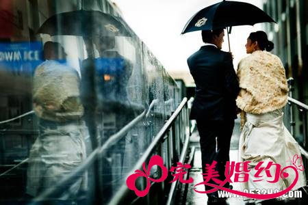 当婚礼遭遇下雨 如何让婚礼依旧浪漫完美