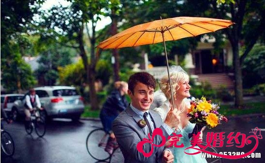 美观又实用的造型伞 为婚礼增光添彩