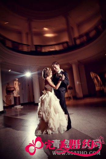 婚礼爱情誓言：西式婚礼经典结婚誓词
