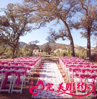 西式户外婚礼布置1