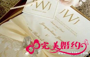 个性化婚礼请柬二：尊贵典雅型