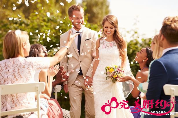 如何选择婚礼开场方式及注意事项