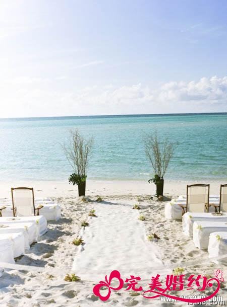 海滩婚礼场地布置1