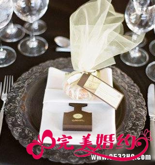 色彩十足的浪漫巧克力色系婚礼主题