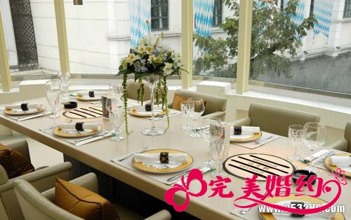 婚宴上新人应该如何应酬婚礼场面