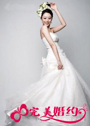 清冽自然主义 2011新娘婚纱田园风