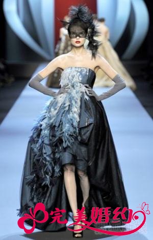 做个彩色新娘 适合东方女性彩色婚纱