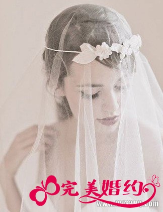 纯粹素净冬季新娘饰品 衬托新娘婉约气质