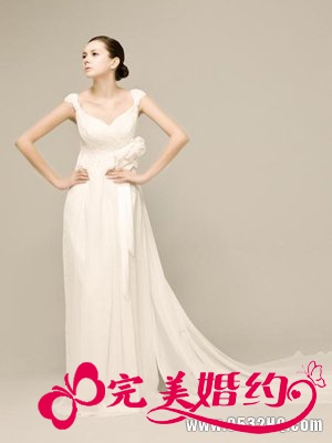 优雅白色婚纱 飘逸白纱装扮最美新娘