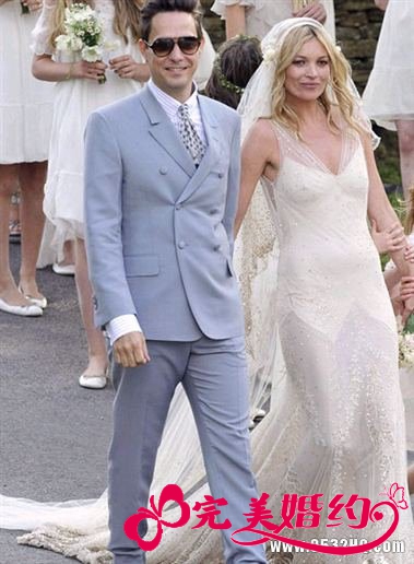 蕾丝帽饰新娘头纱