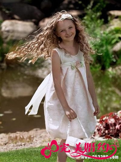 四款俏皮可爱花童礼服 打造婚礼快乐小精灵