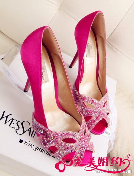 完美新娘始于足下 新娘浪漫婚鞋推荐