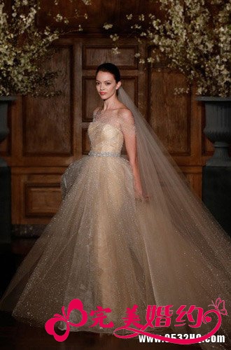 2014春夏婚纱品牌：Romona Keveza