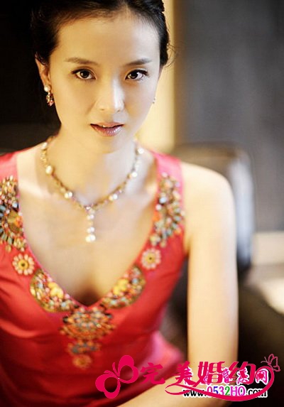 素雅王艳婚纱大片