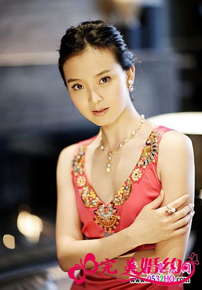 素雅王艳婚纱大片