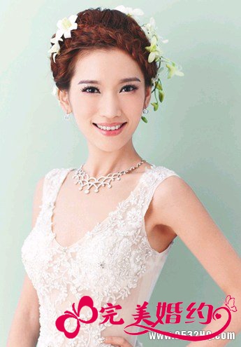 素雅新娘编发图片