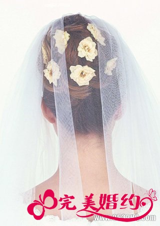 经典百搭伴娘发型 甘当婚礼最美绿叶