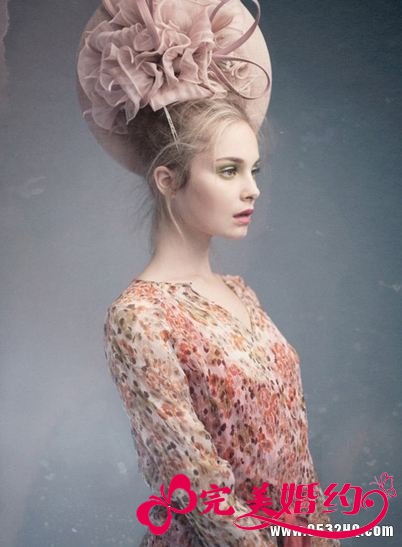 新娘头饰之粉色情怀