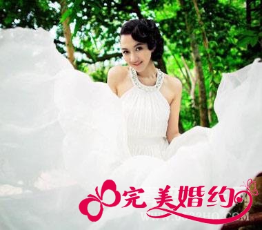 如何打造绿色森林新娘美妆