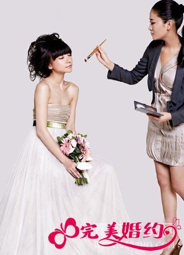 预约新娘跟妆要跟化妆师聊什么？