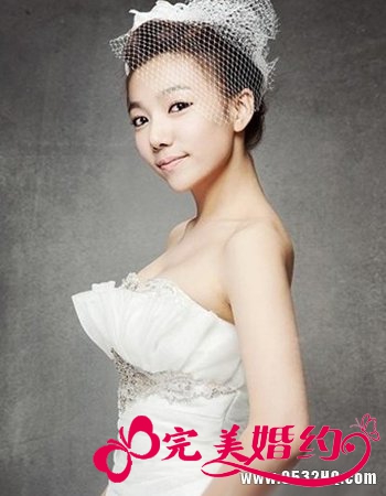 甜美韩式新娘盘发 让你像花儿一样绽放