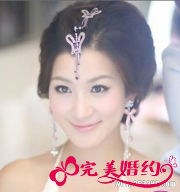 中式复古新娘发型