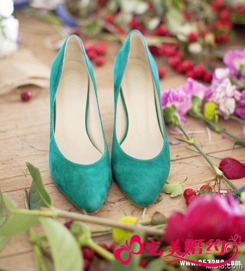 二、婚鞋与婚纱完美搭配