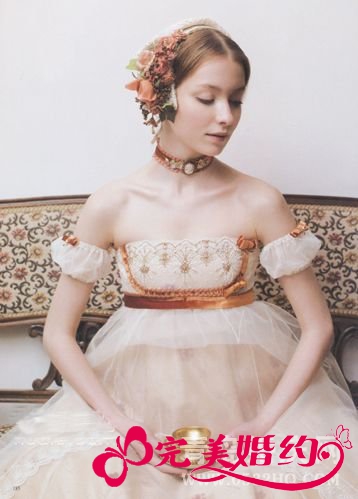 欧式宫廷新娘发型
