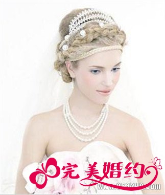 罗曼蒂克新娘盘发造型 迎接幸福的来临