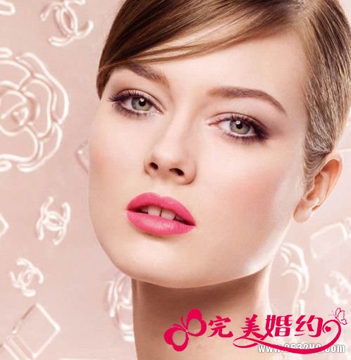 淡雅浪漫新娘妆容