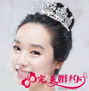 韩国小姐式的韩式新娘发型扎法