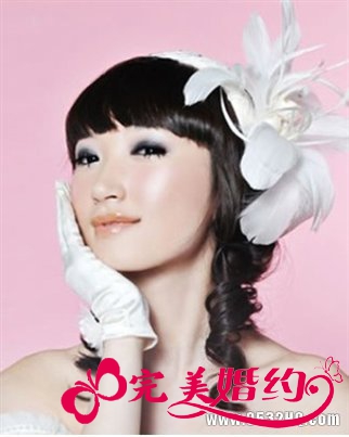 齐刘海新娘造型