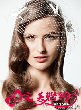 现在流行的新娘发型