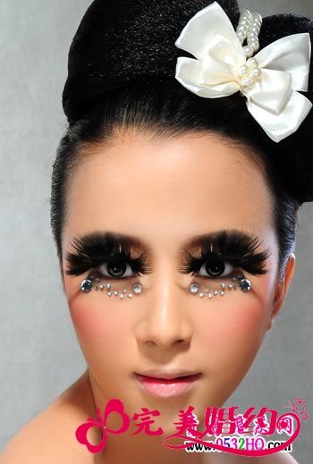 新娘化妆步骤及方法