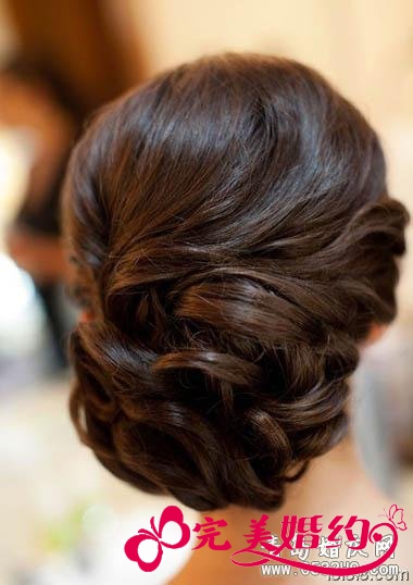 复古新娘发型2