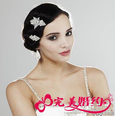 盘发新娘头饰2