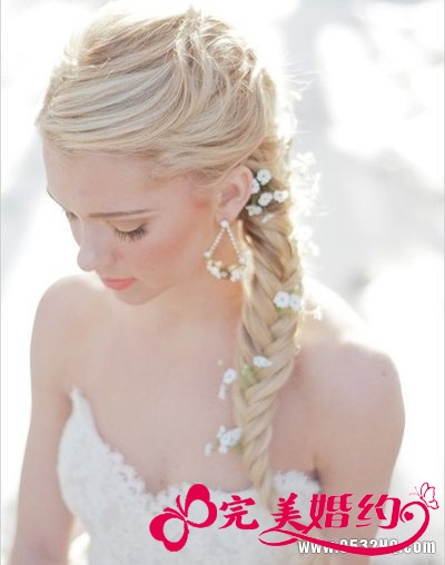夏季唯美新娘发型推荐 展现优雅动人新娘
