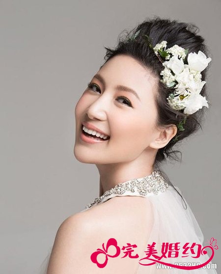 新娘典雅浪漫造型 展现绝对美好姿态