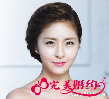 韩式无刘海新娘发型 凸显新娘高贵典雅